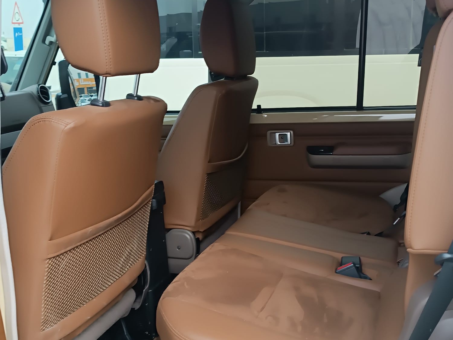 Toyota Land Cruiser LX 2024 - Image 2