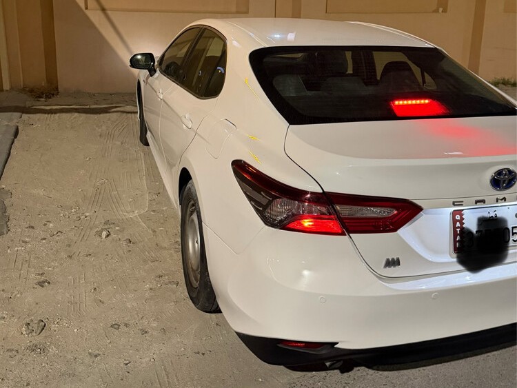 Toyota Camry HYBRID 2022 - Image 3