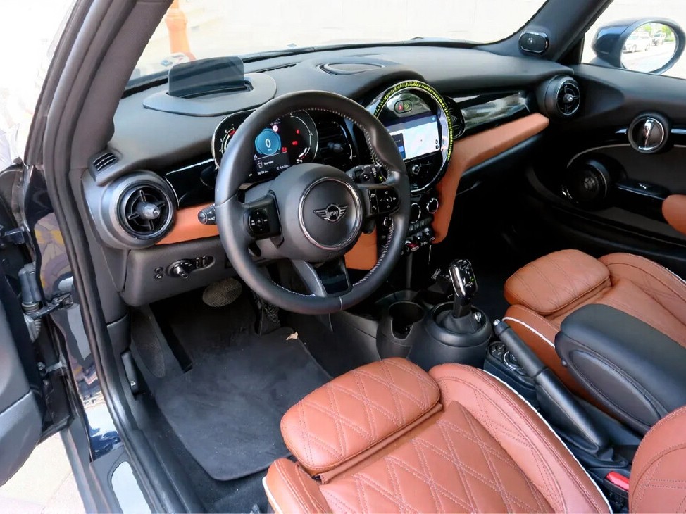 Mini Cooper S. 2023 - Image 4