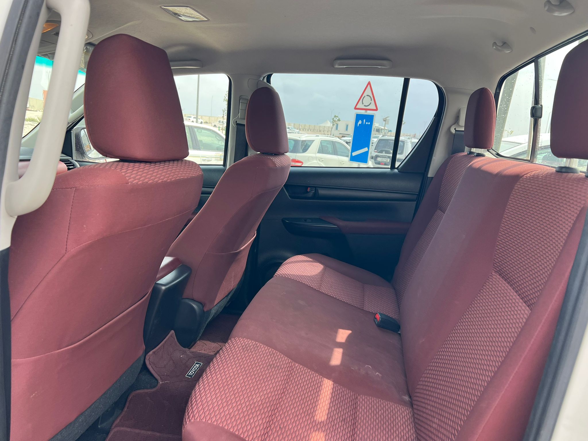 Toyota Hilux 4X4 2022 - Image 2