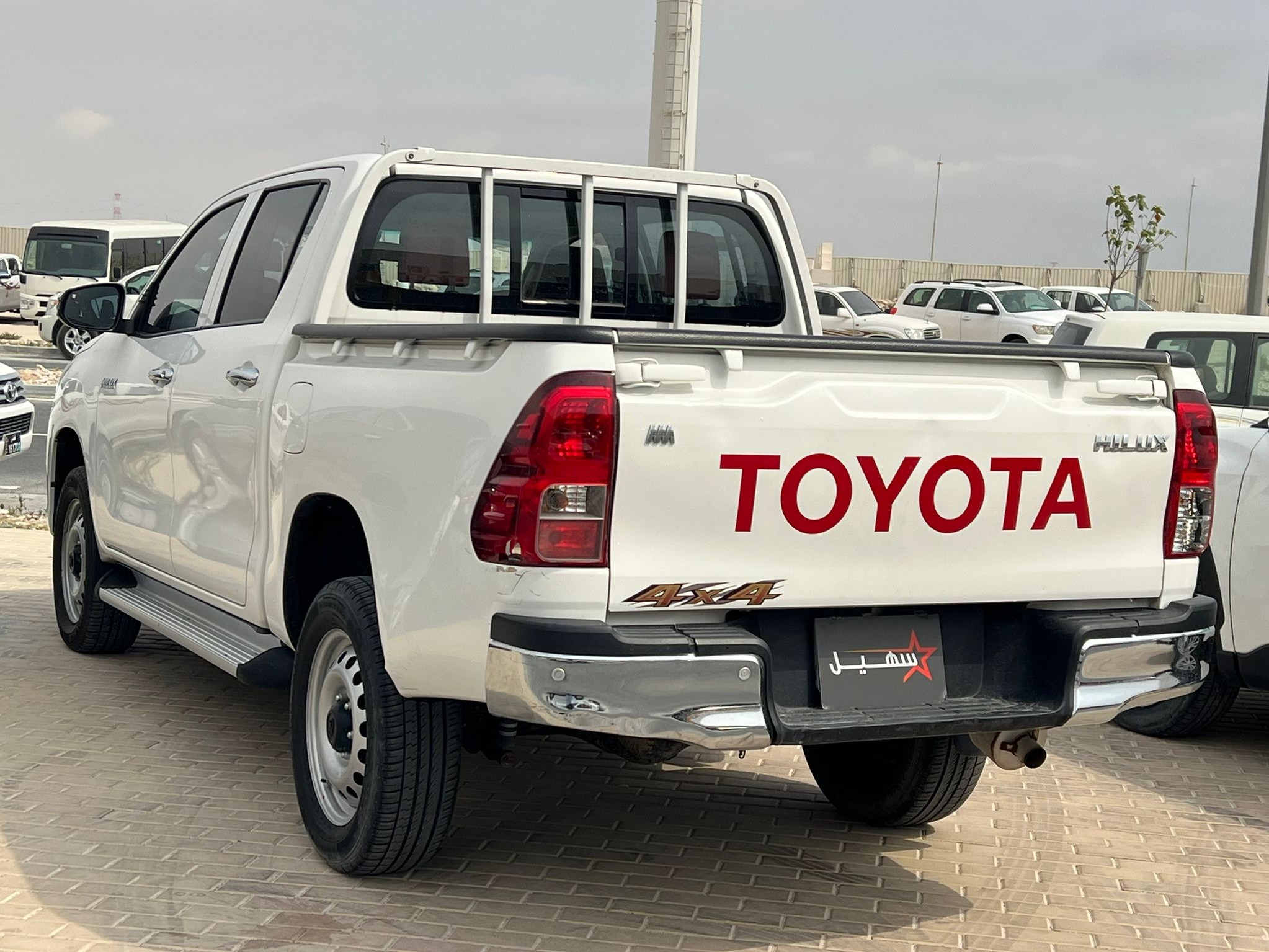 Toyota Hilux 4X4 2022 - Image 3