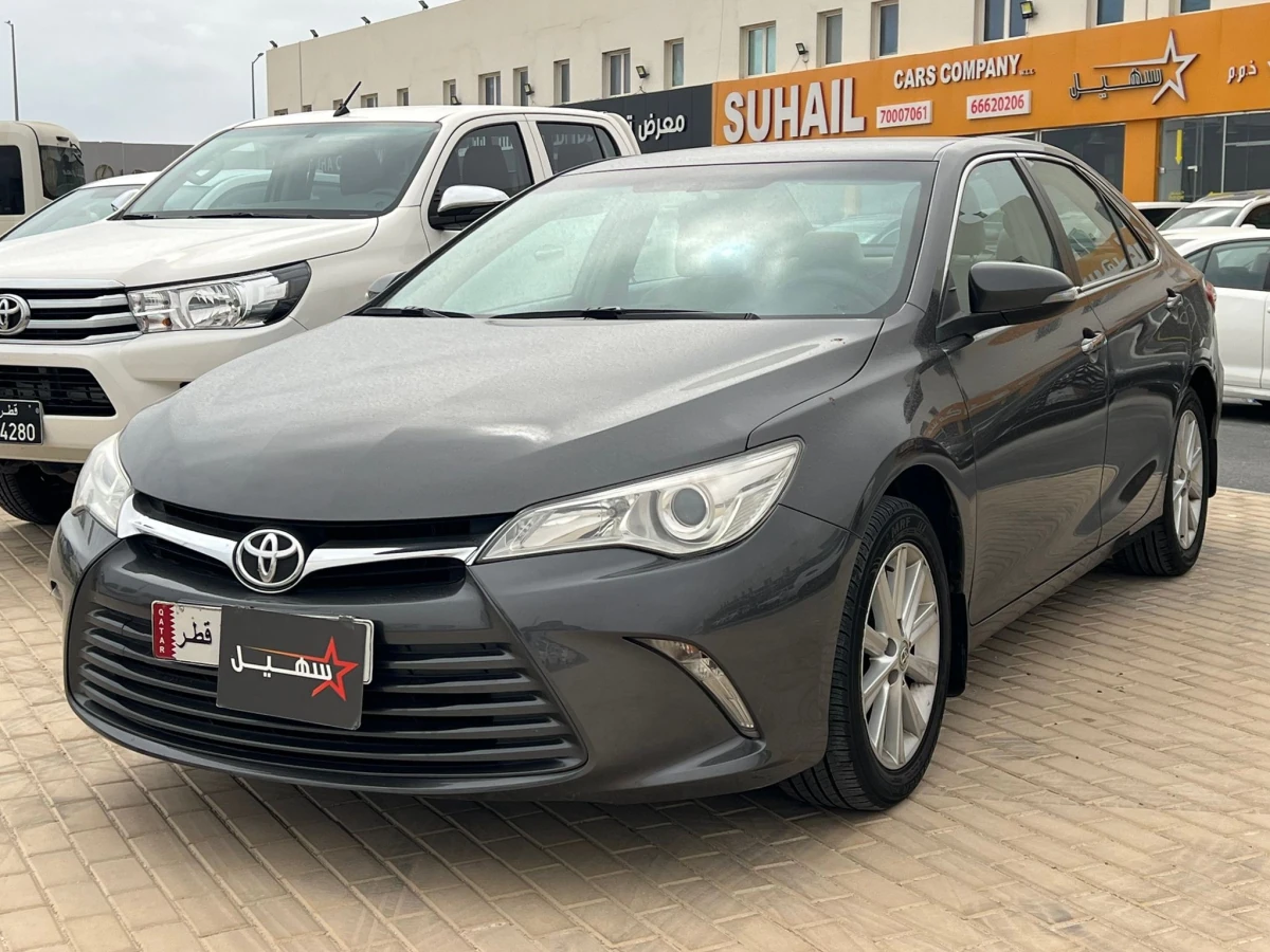 Toyota Camry GLX 2016