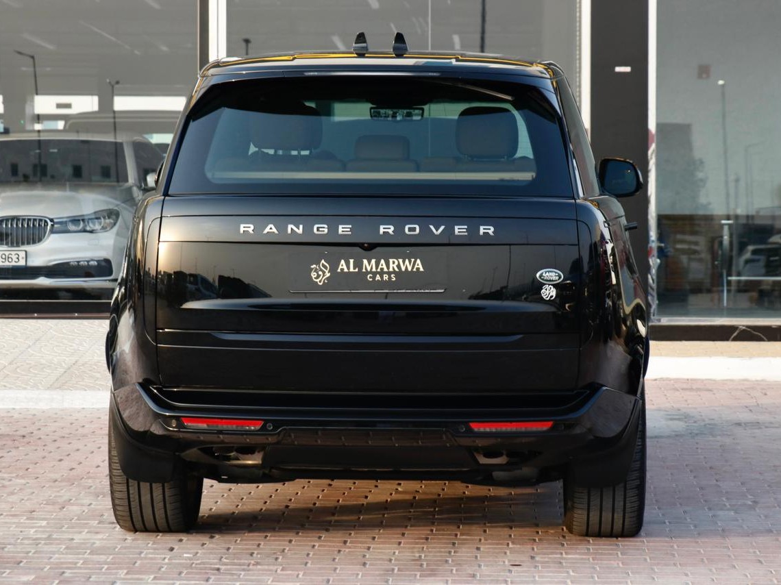 Land Rover Range Rover Vogue HSE 2023 - Image 4