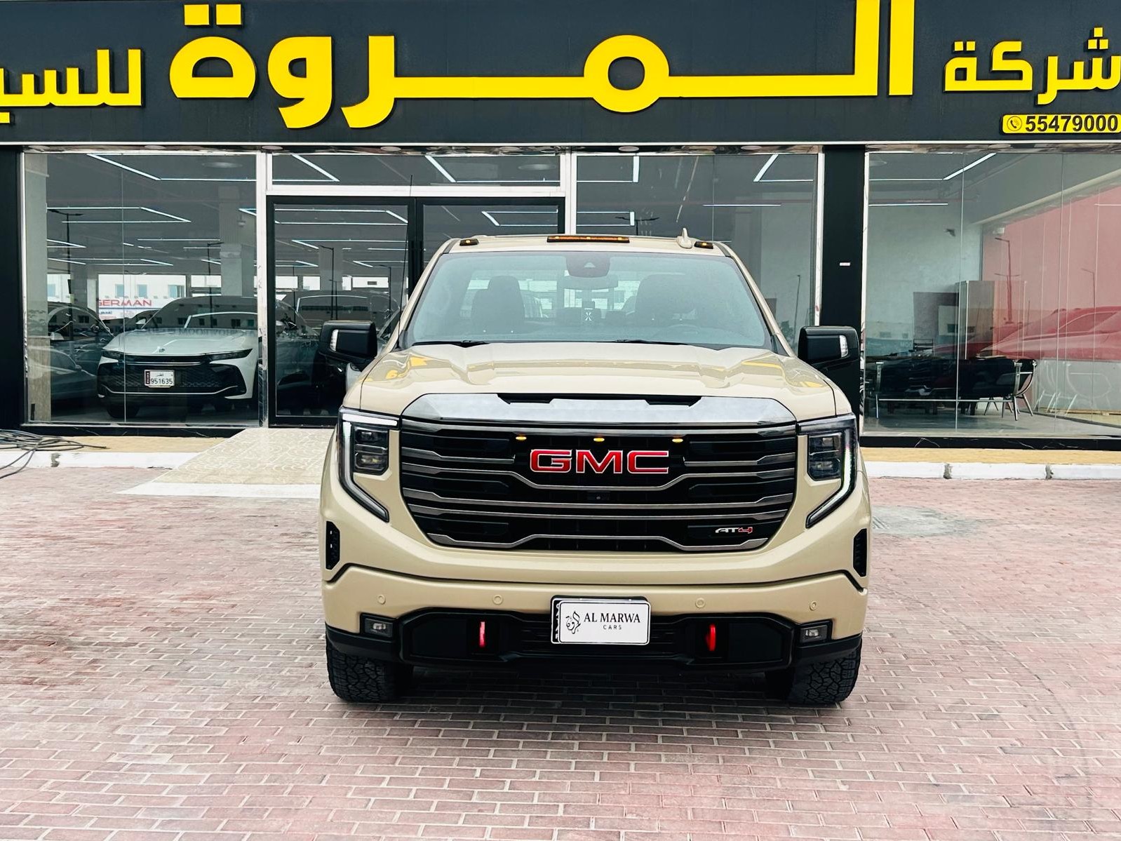 GMC Sierra AT4 2023 - Image 2