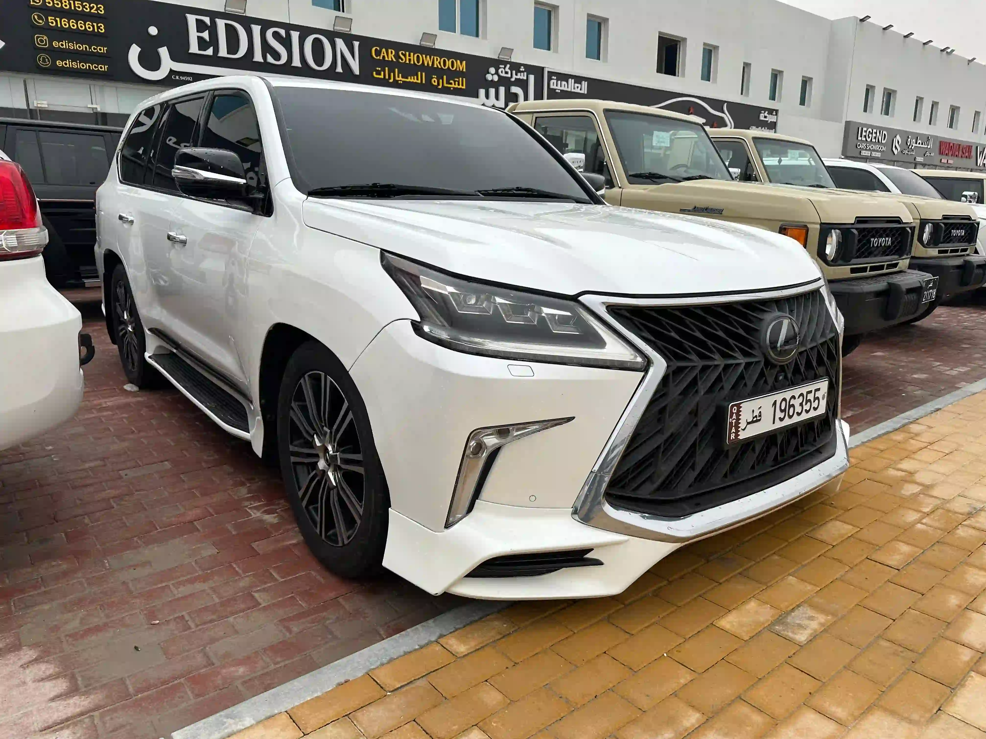 Lexus LX 570 2017 - Image 3
