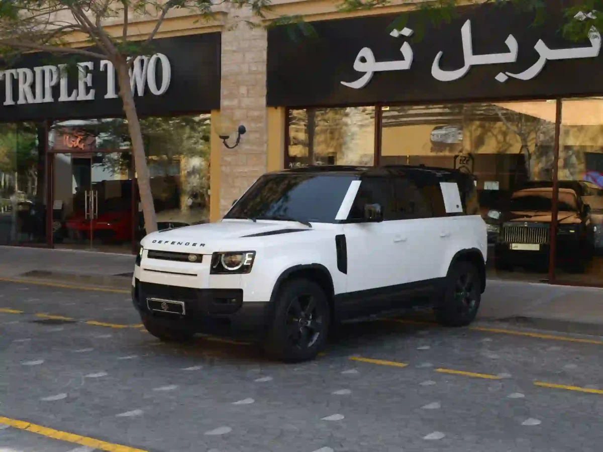 Land Rover Defender 110 HSE 2024