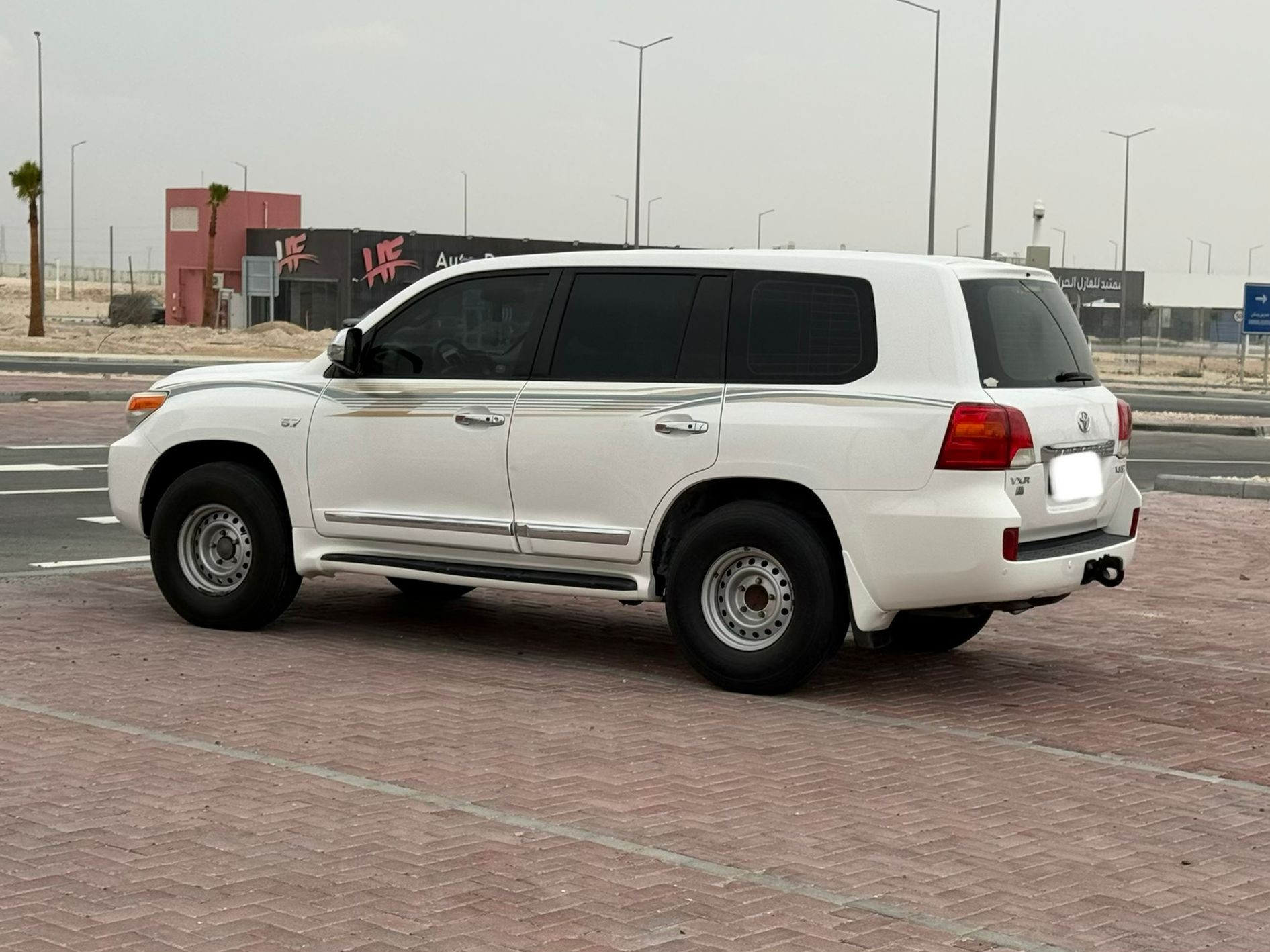 Toyota Land Cruiser VX.R 2014 - Image 4