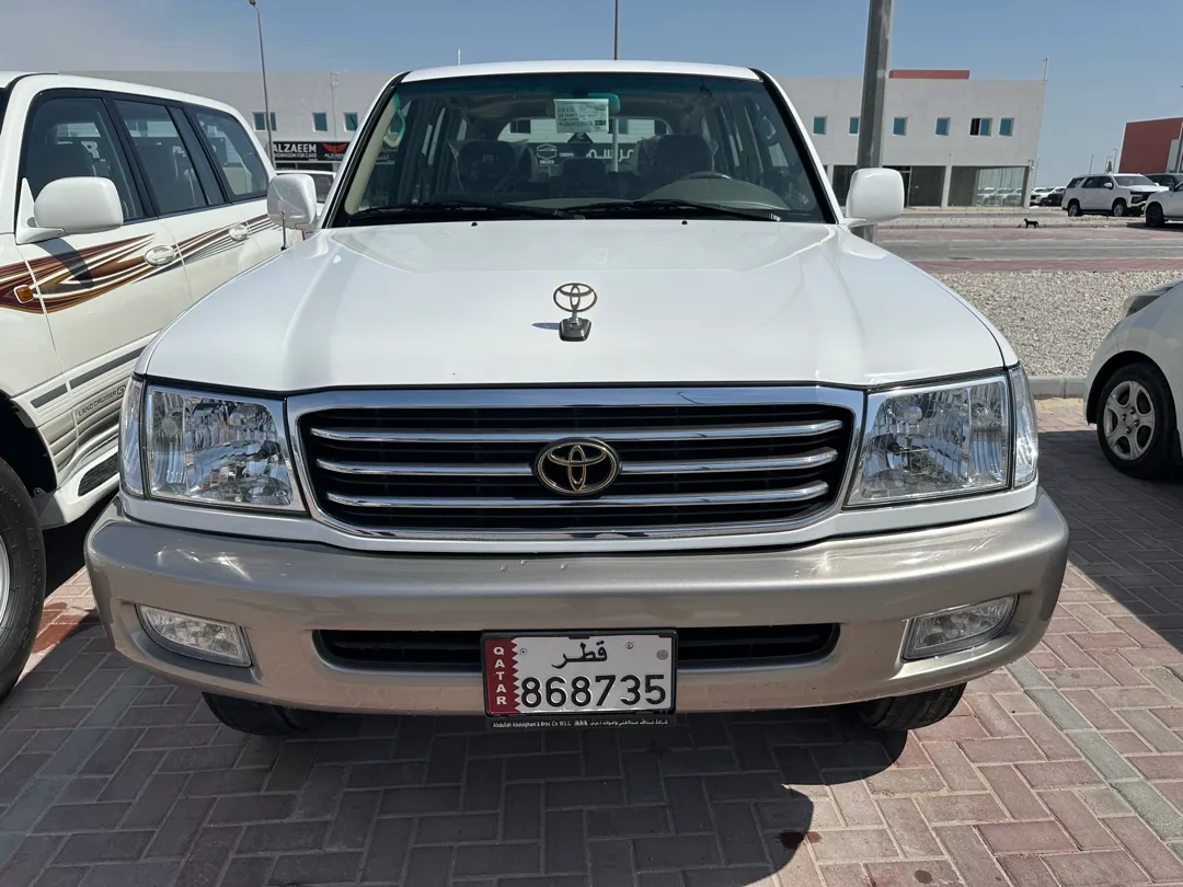 Toyota Land Cruiser GX.R 2002 - Image 2