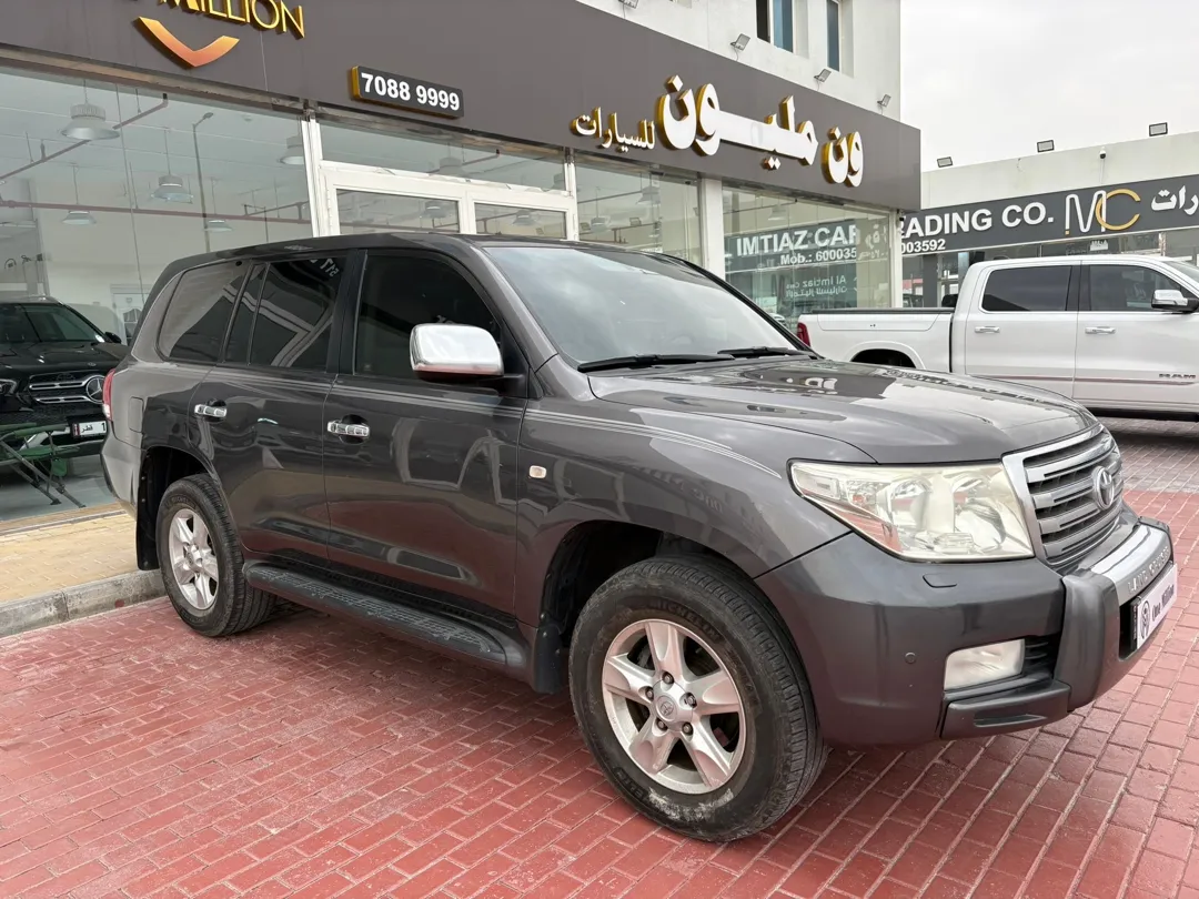 Toyota Land Cruiser VX.R 2010 - Image 3