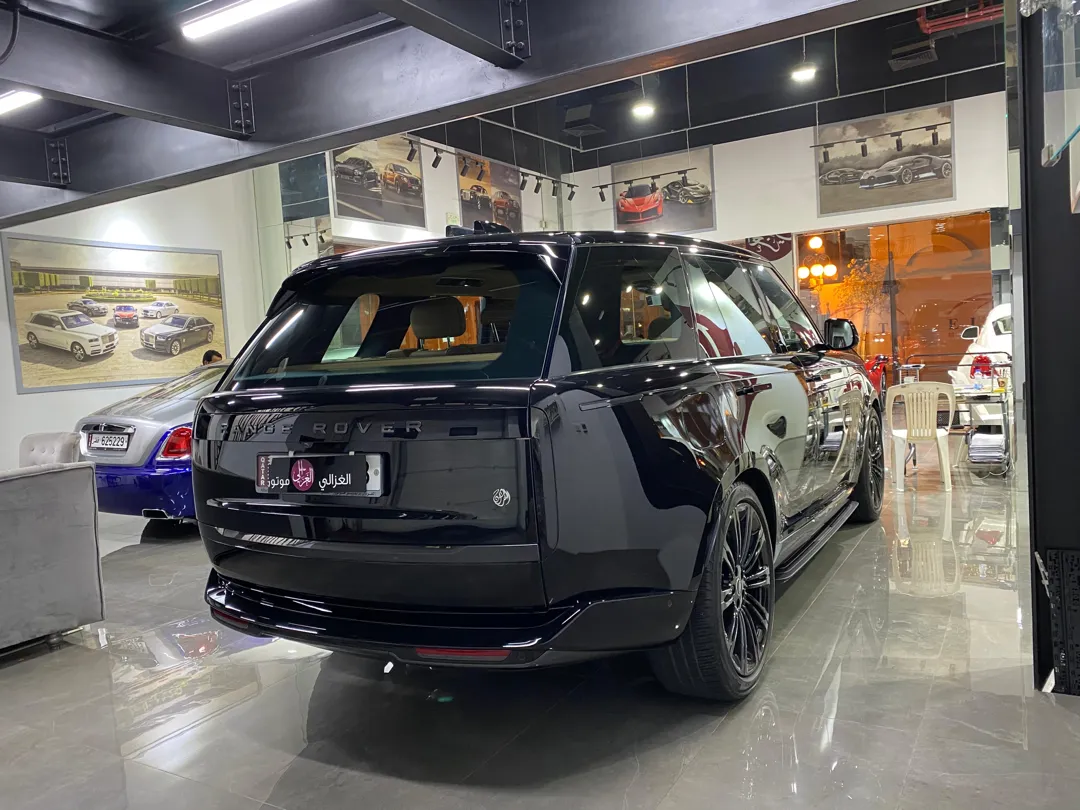 Land Rover Range Rover Vogue HSE 2024 - Image 4