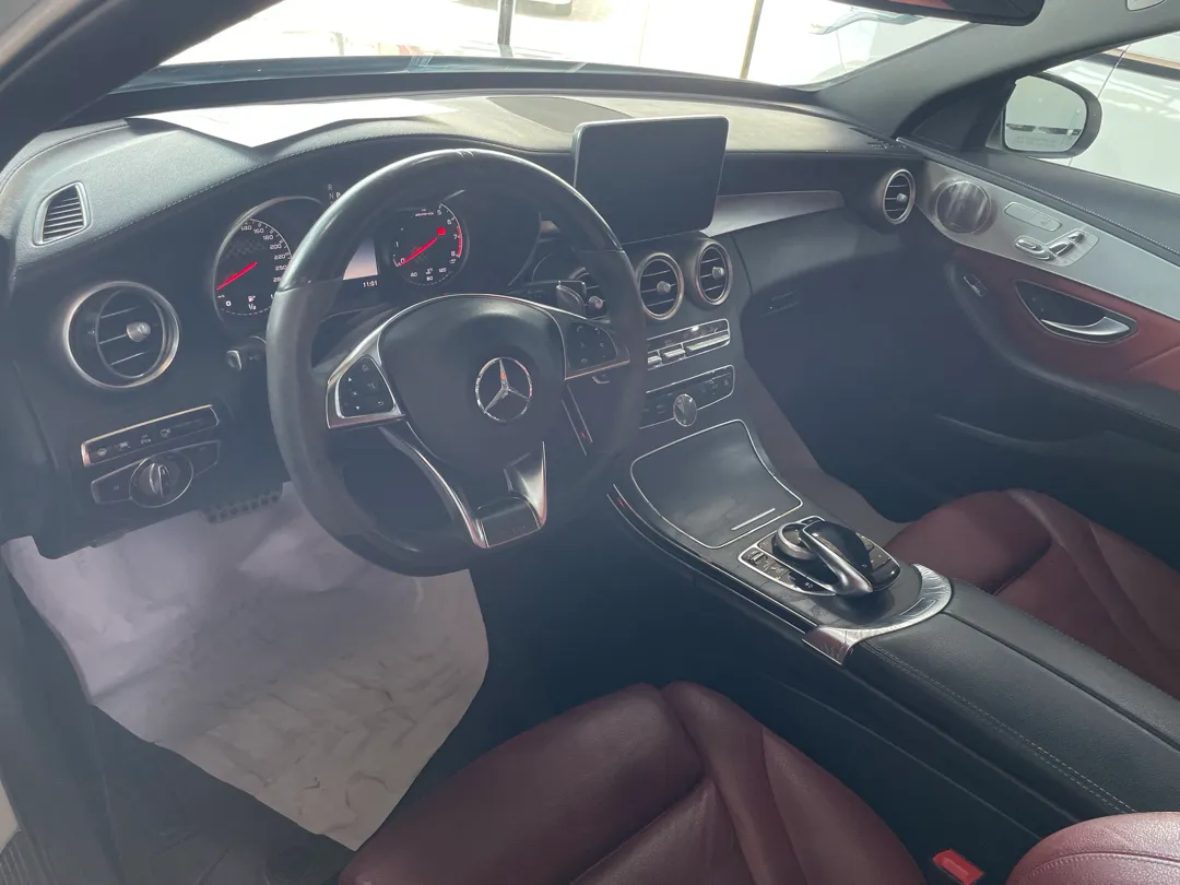 Mercedes-Benz C-Class Sedan 43 AMG 2017 - Image 3