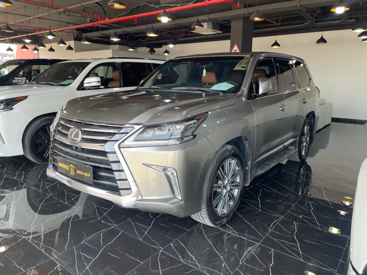 Lexus LX 570 2016