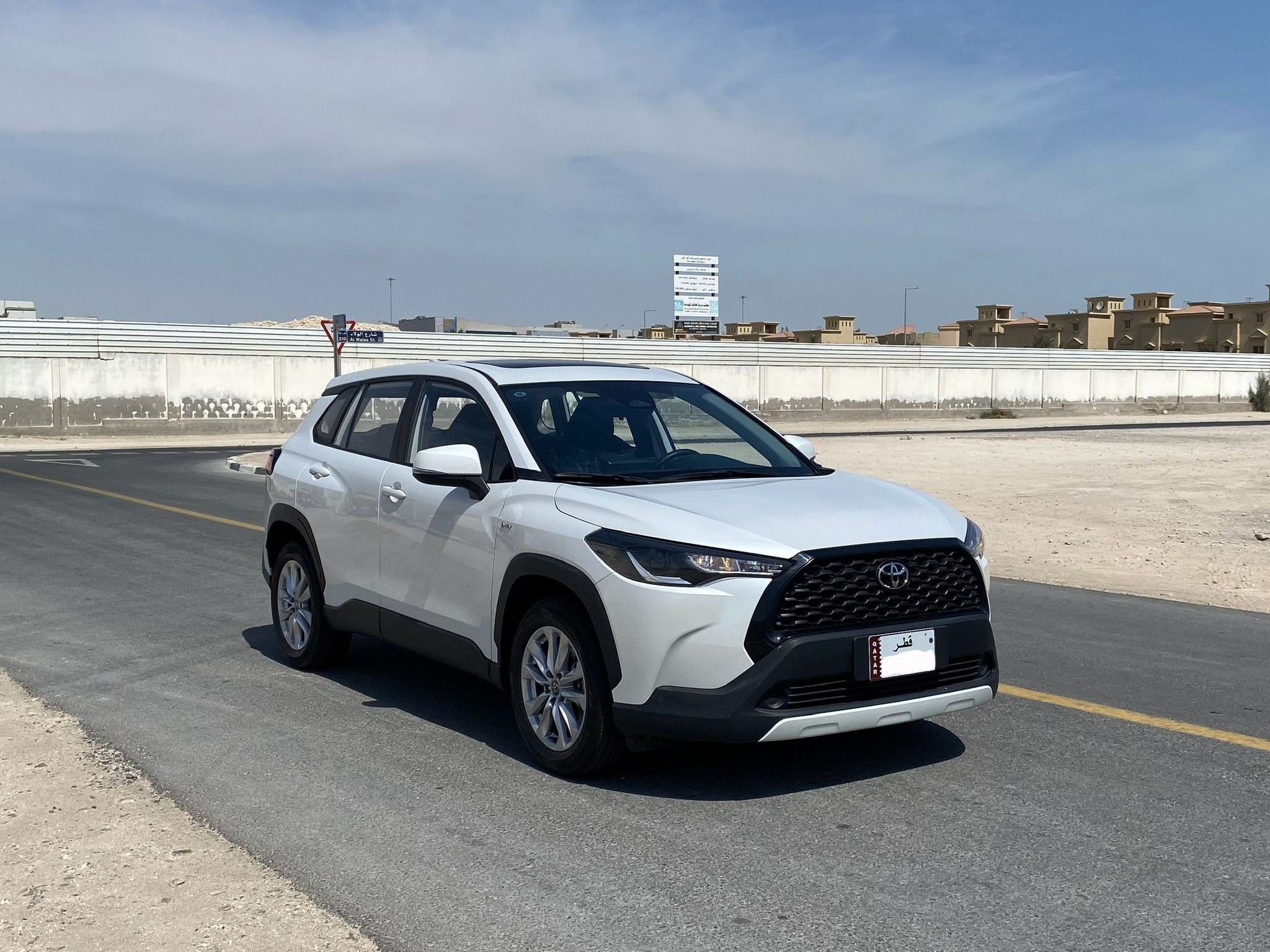Toyota Corolla cross 2025 - Image 3