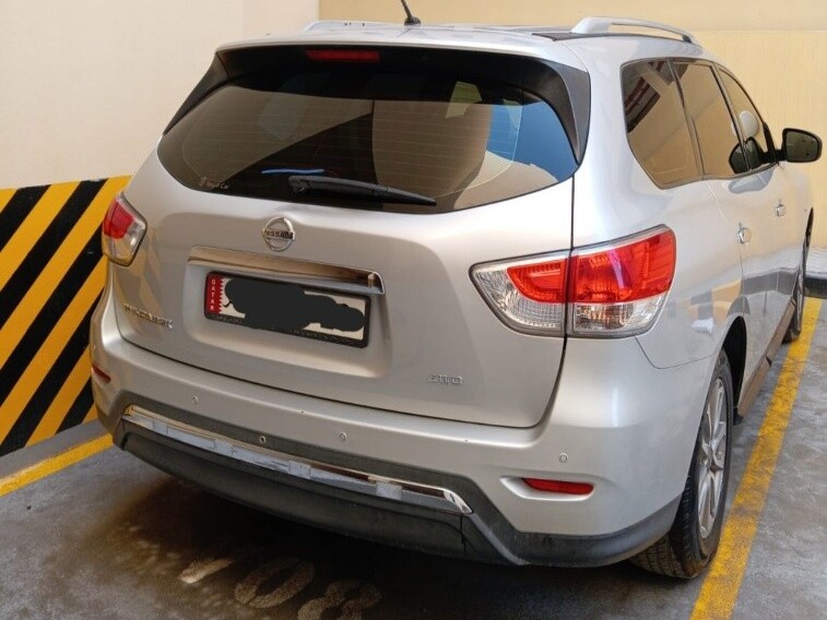 Nissan Pathfinder SV 2015 - Image 3