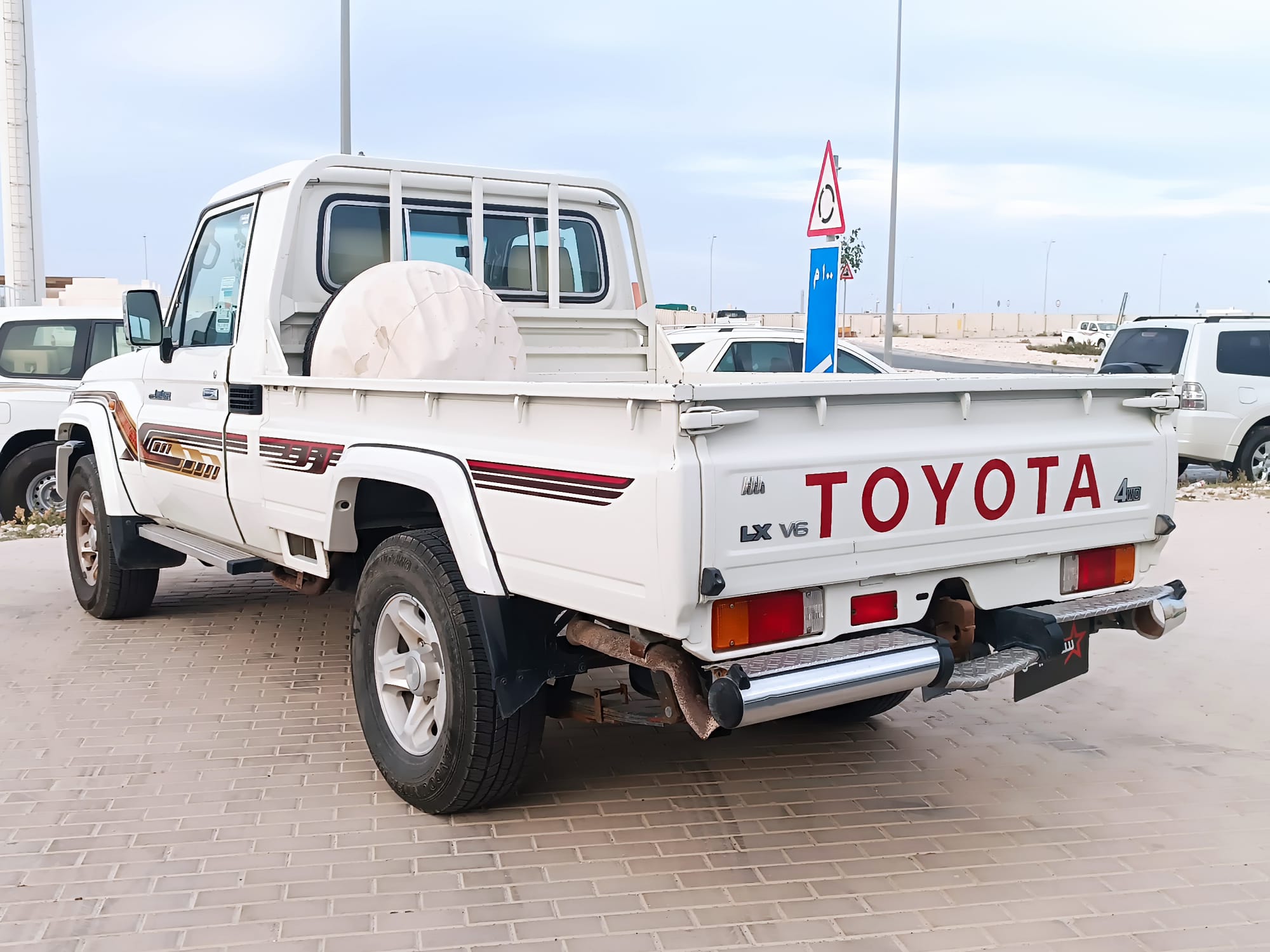 Toyota Land Cruiser LX 2023 - Image 3