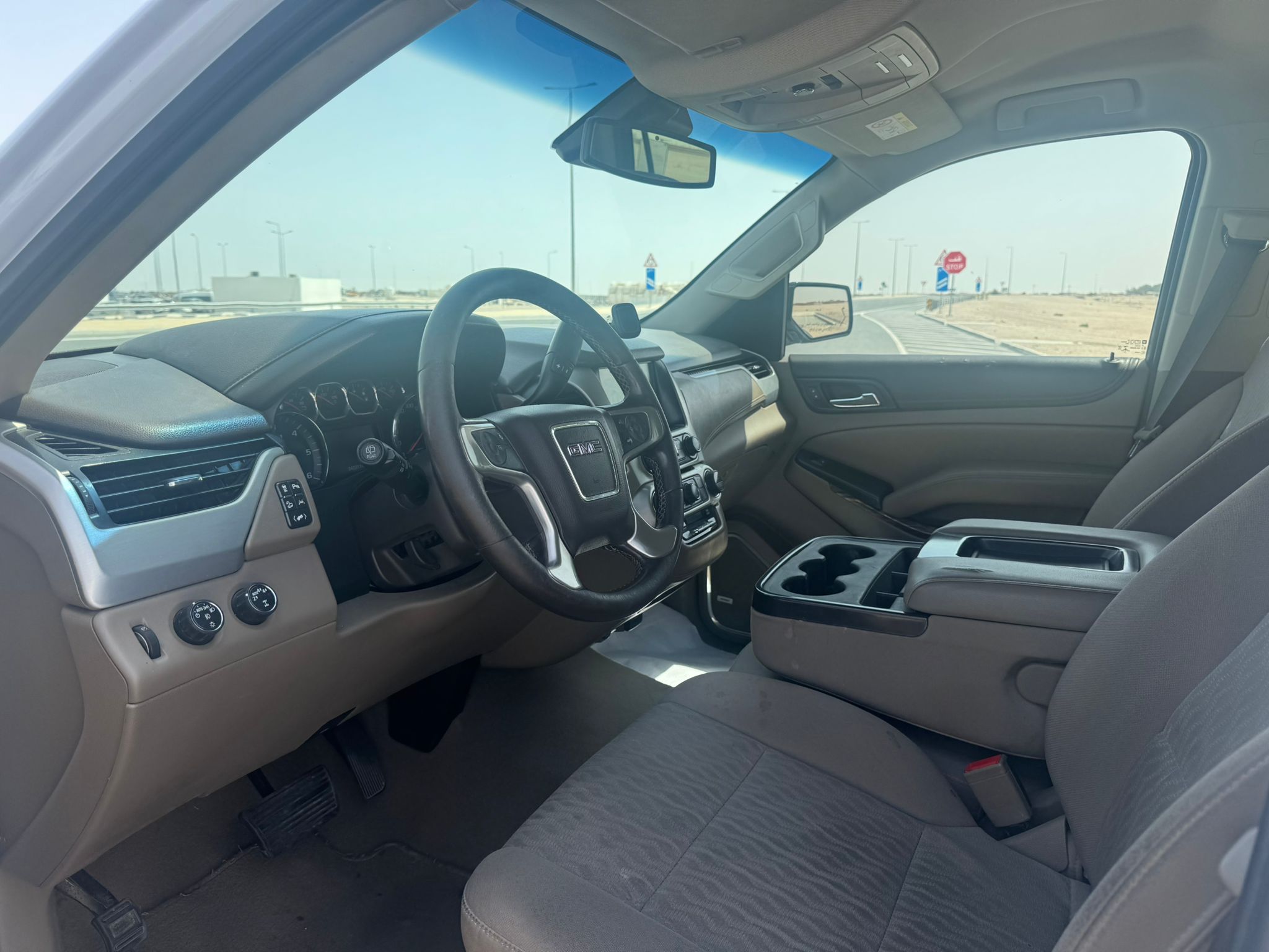 GMC Yukon 2019 - Image 2