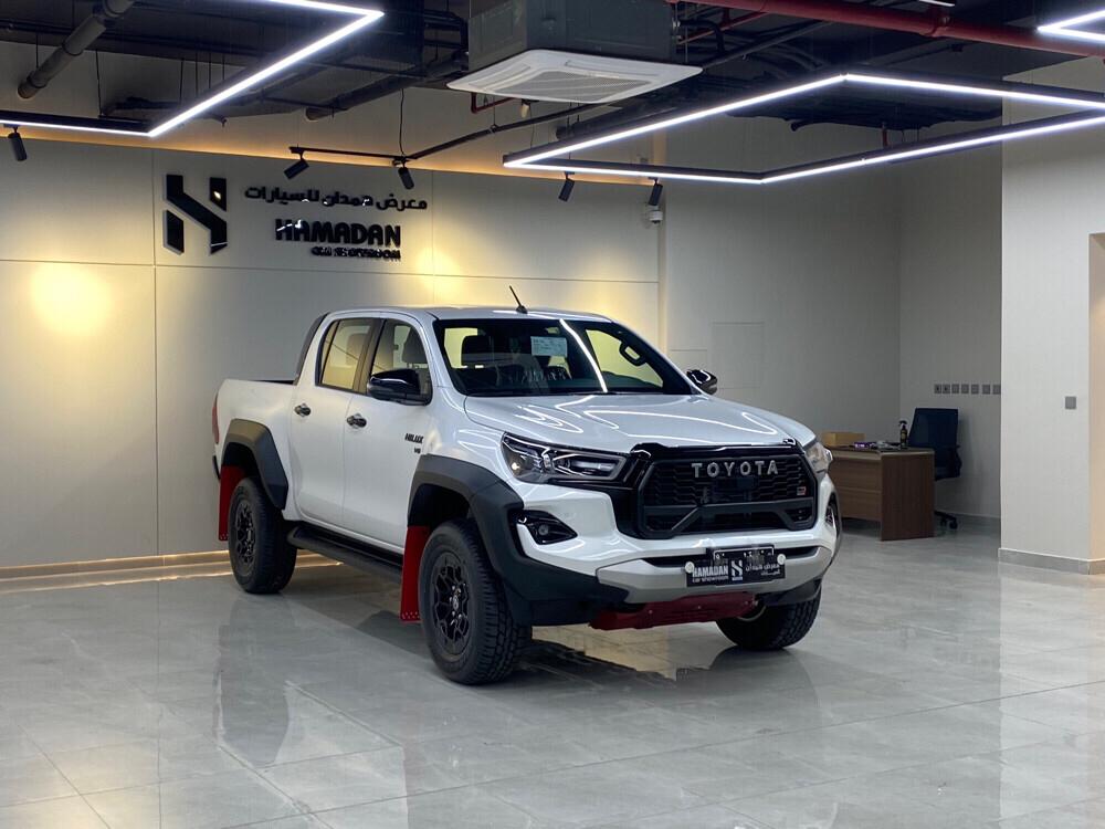 Toyota Hilux GR 2026 - Image 2