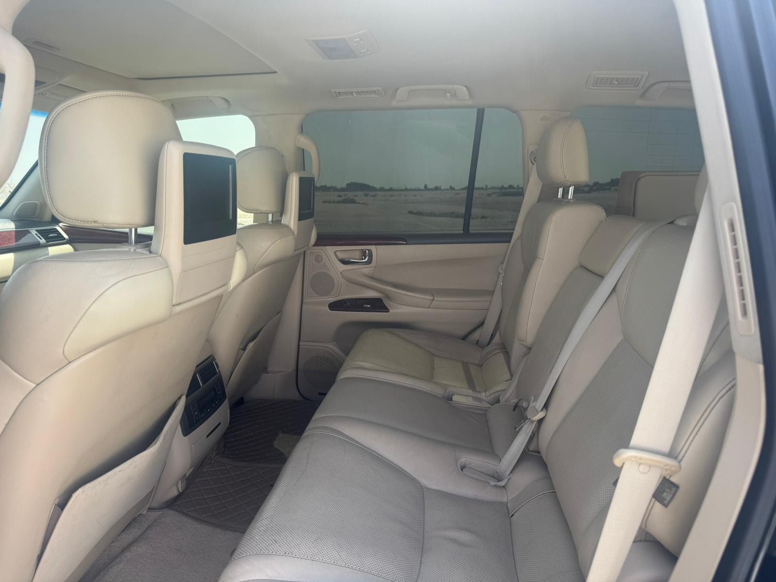 Lexus LX 570 2013 - Image 3