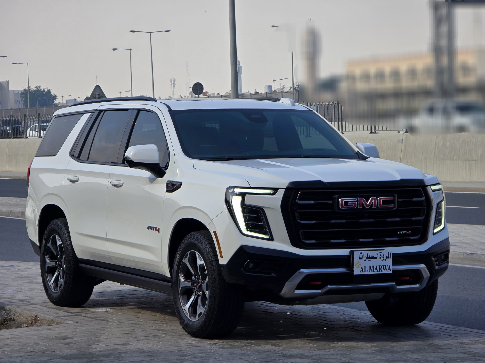 GMC Yukon AT4 2025 - Image 3