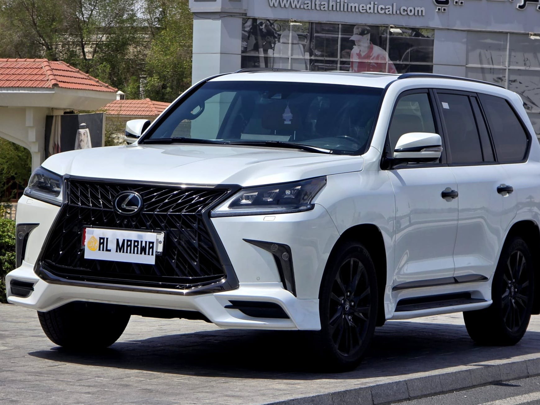 Lexus LX 570 S Black Edition 2020