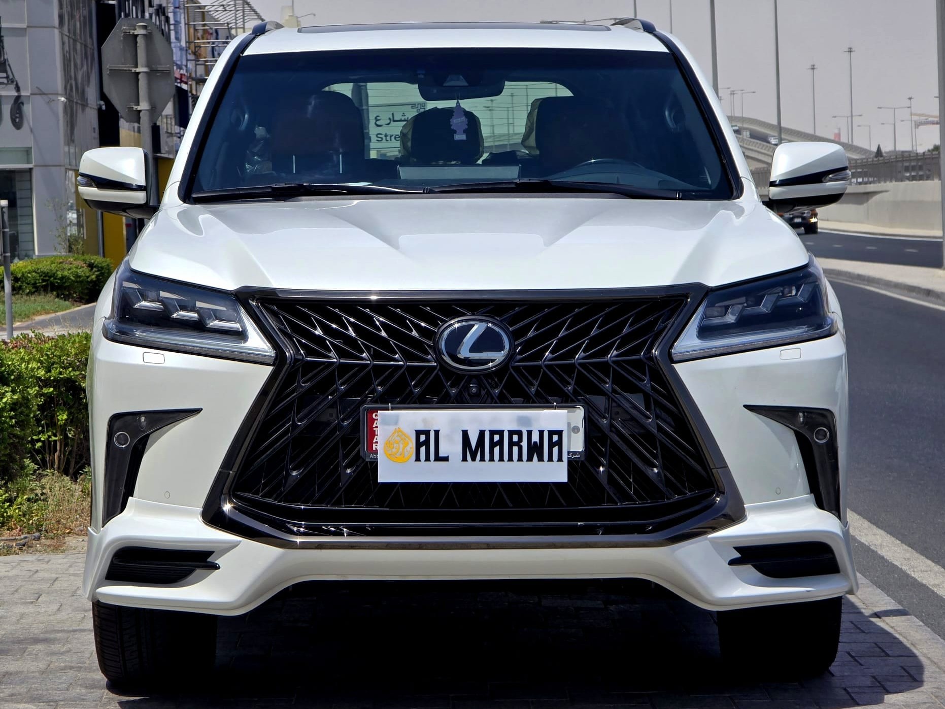Lexus LX 570 S Black Edition 2020 - Image 2