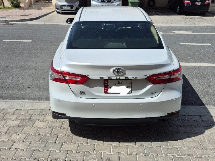 Toyota Camry LE 2020 - Image 4