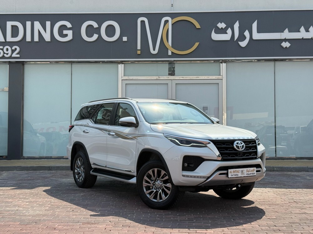 Toyota Fortuner V6 2025 - Image 3