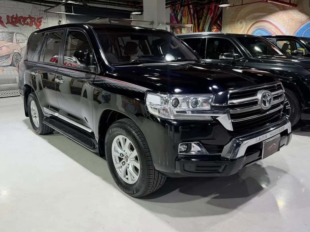 Toyota Land Cruiser GX.R 2019 - Image 1