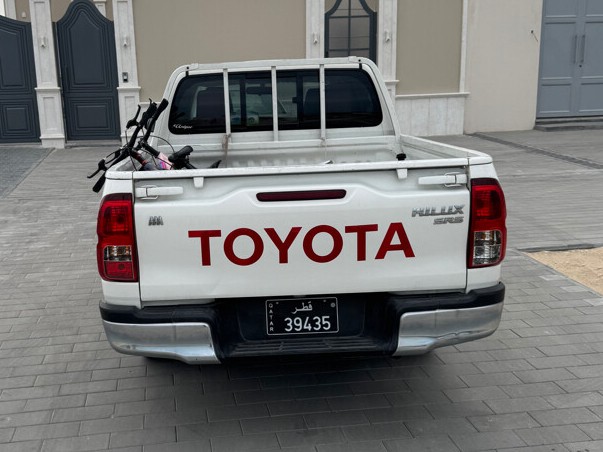 Toyota Hilux SR5 2020 - Image 3