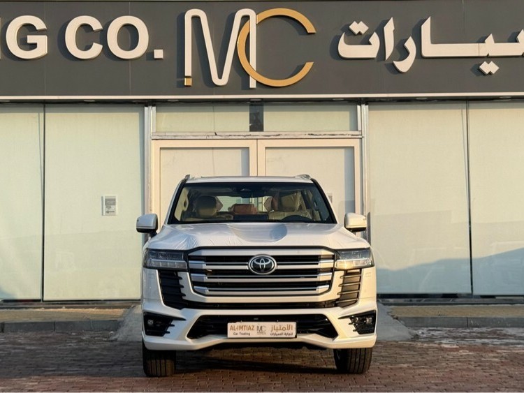 Toyota Land Cruiser GX.R 2025 - Image 2