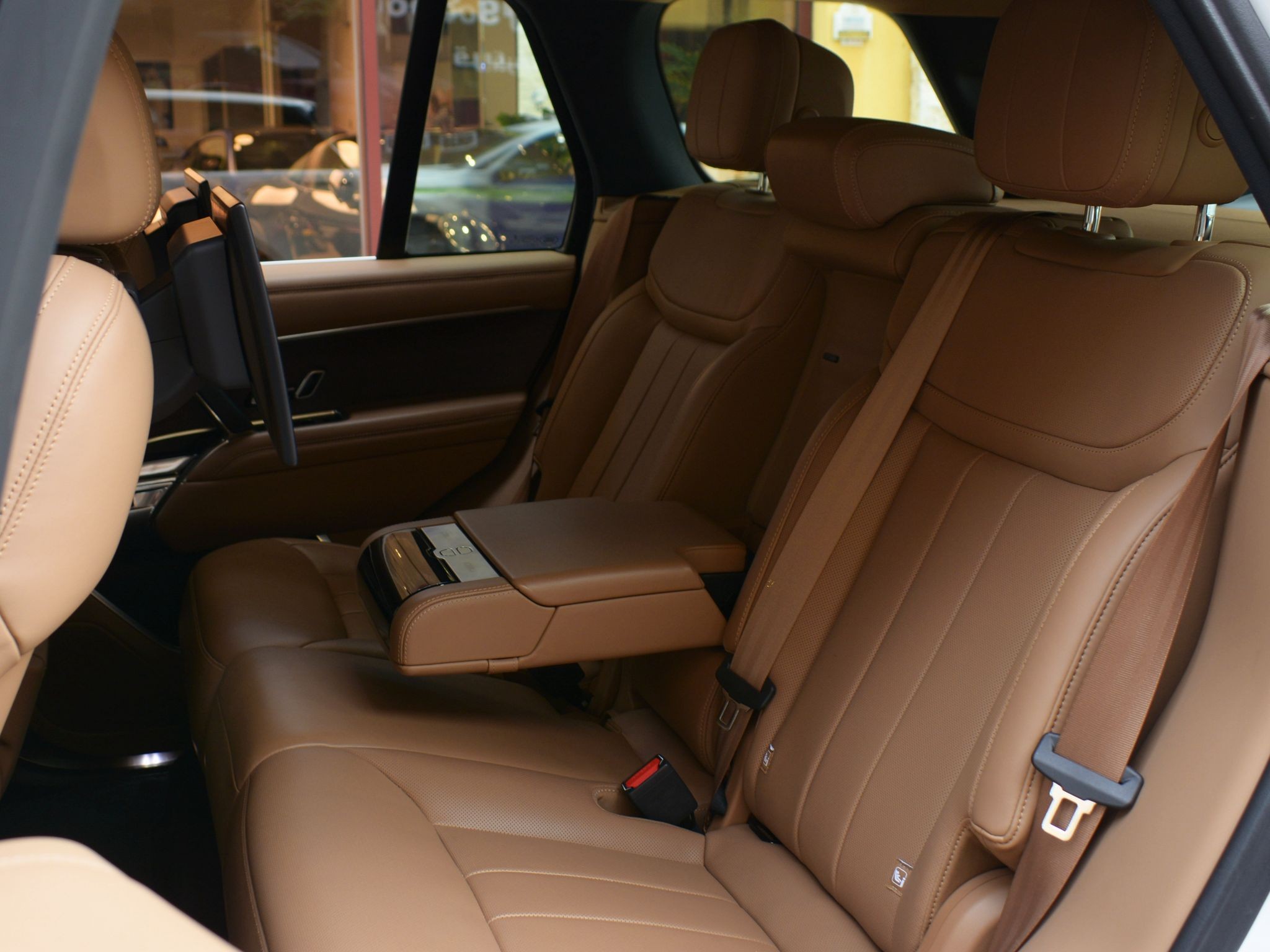 Land Rover Range Rover HSE 2023 - Image 4