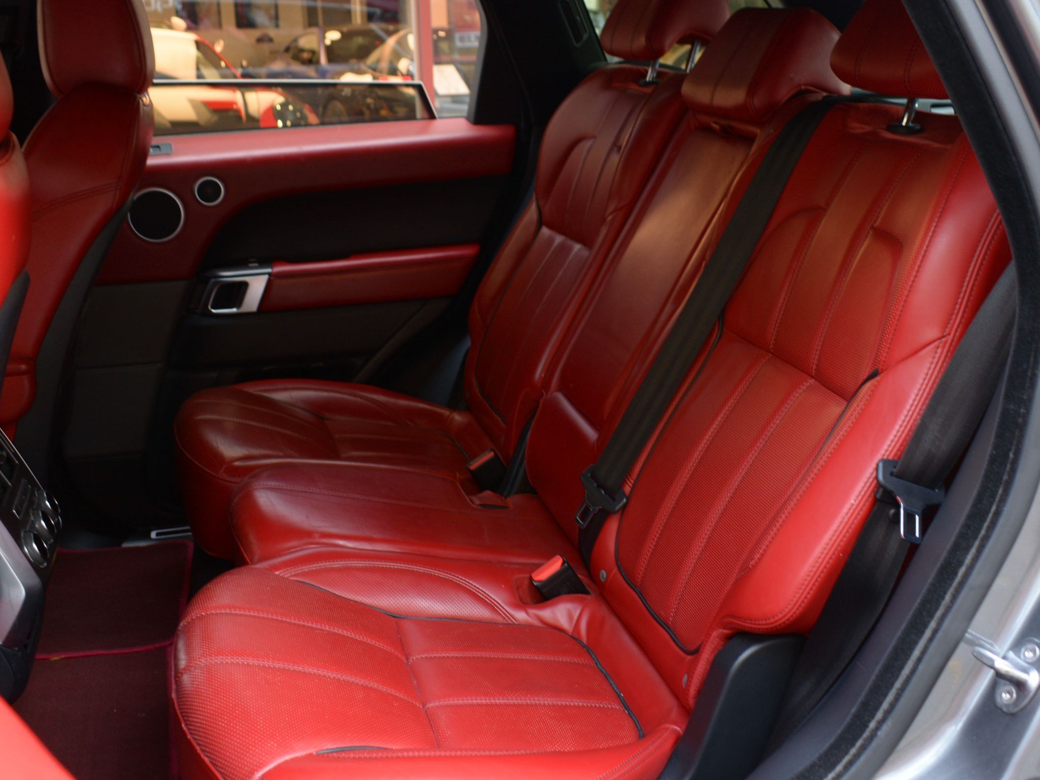 Land Rover Range Rover Sport 2015 - Image 2
