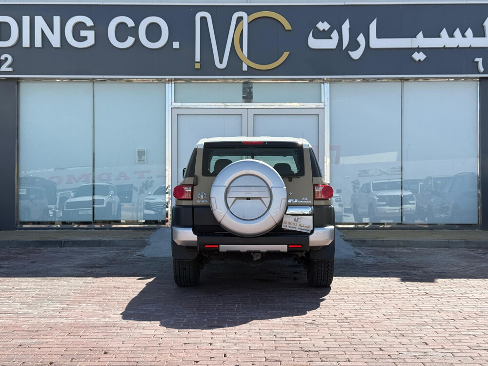 Toyota FJ Cruiser 2015 - Image 4