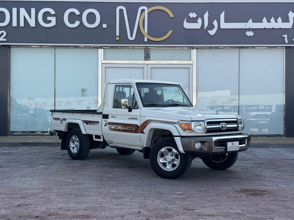 Toyota Land Cruiser LX 2023 - Image 3