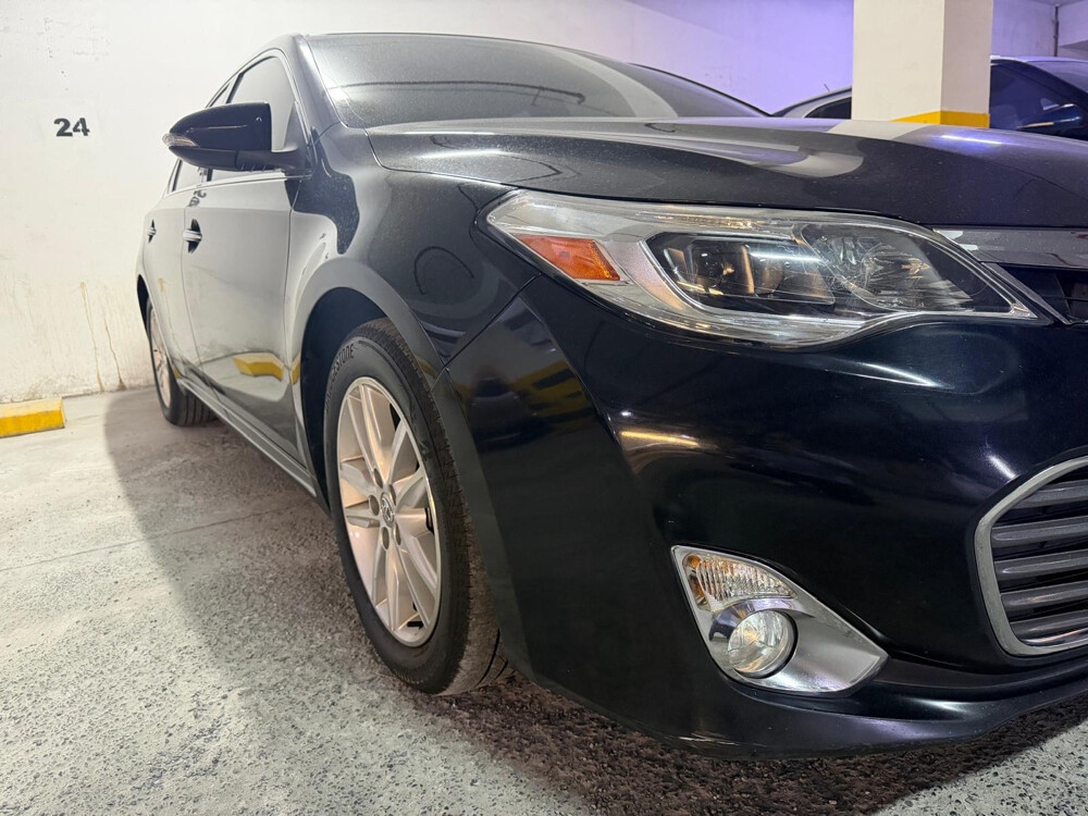 Toyota Avalon Limited 2015 - Image 4