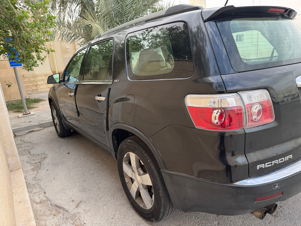 GMC Acadia SLT 2011 - Image 4