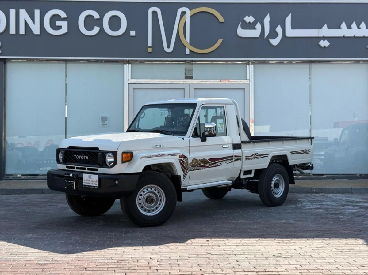 Toyota Land Cruiser LX 2025