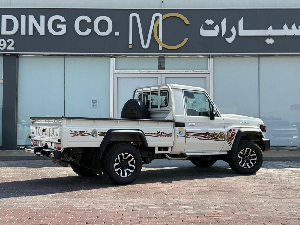 Toyota Land Cruiser LX Diesel 2025 - Image 4