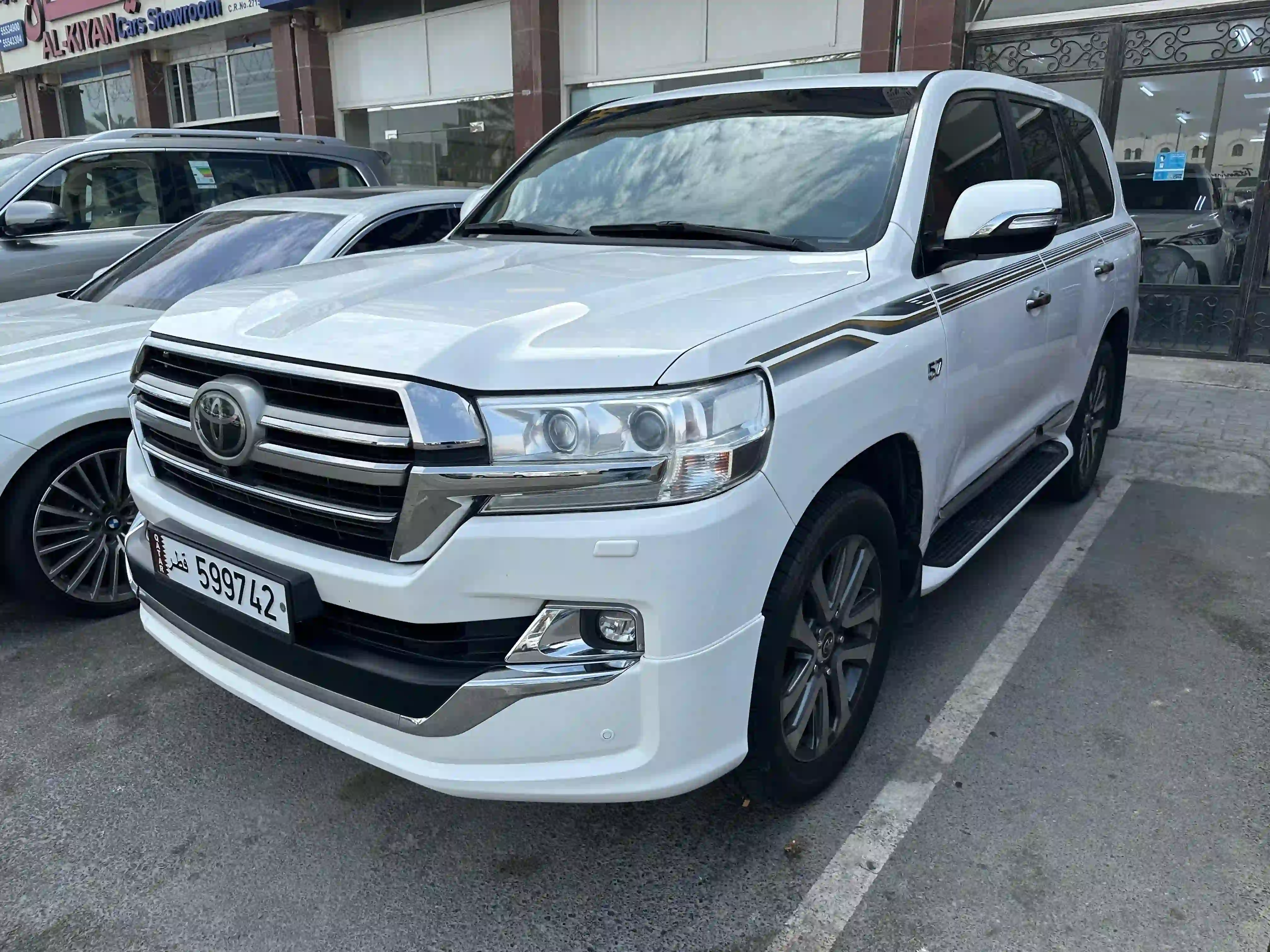 Toyota Land Cruiser VX.R 2019 - Image 1