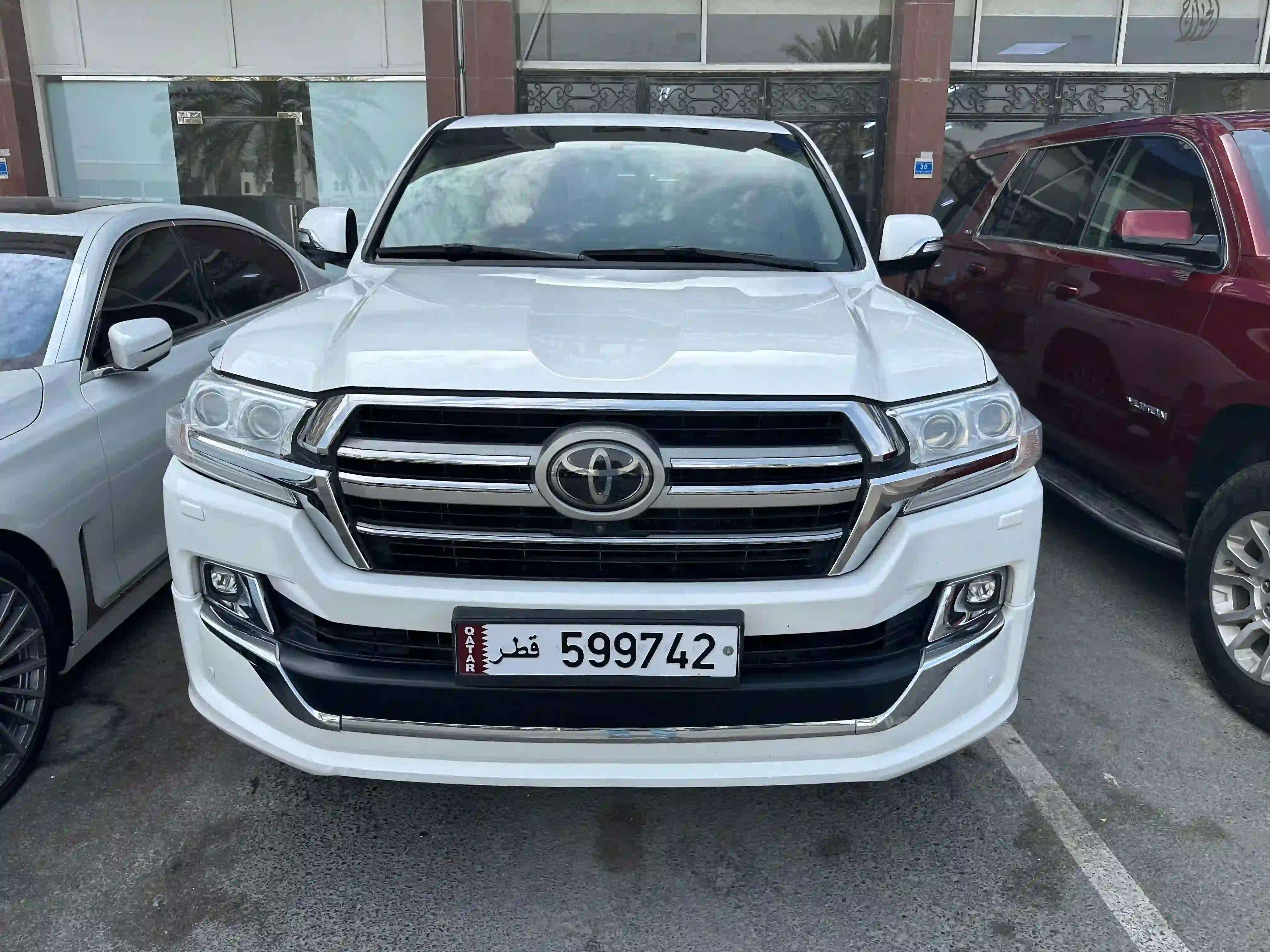 Toyota Land Cruiser VX.R 2019 - Image 2