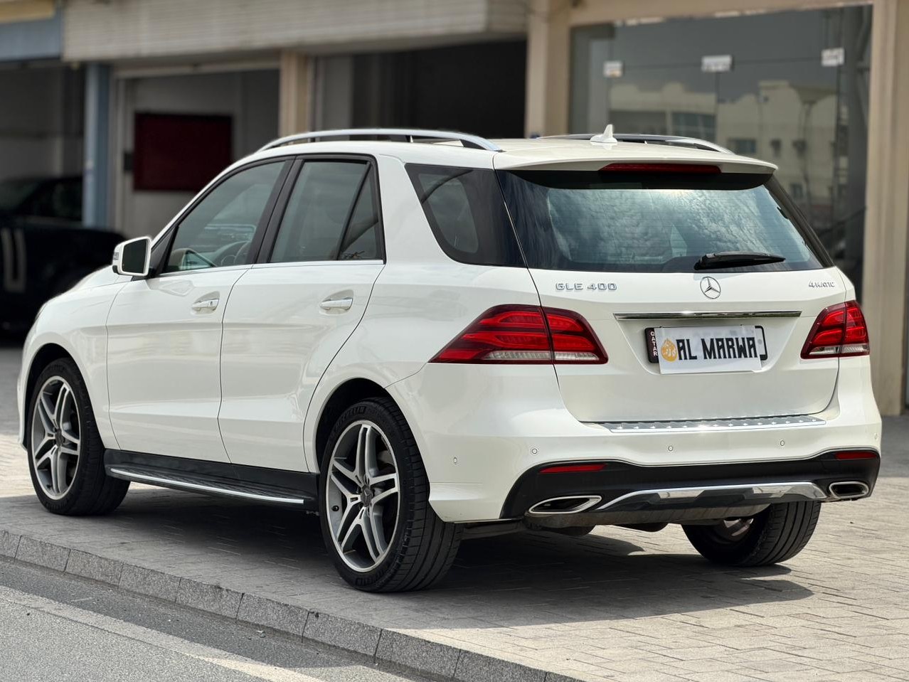 Mercedes-Benz GLE  400 2016 - Image 4