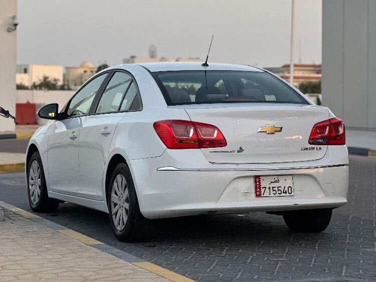 Chevrolet Cruze LS 2016 - Image 2