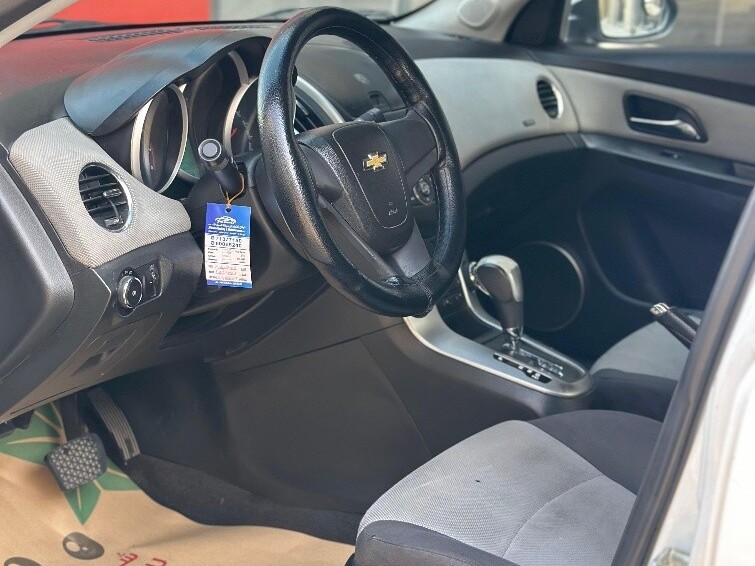 Chevrolet Cruze LS 2016 - Image 4