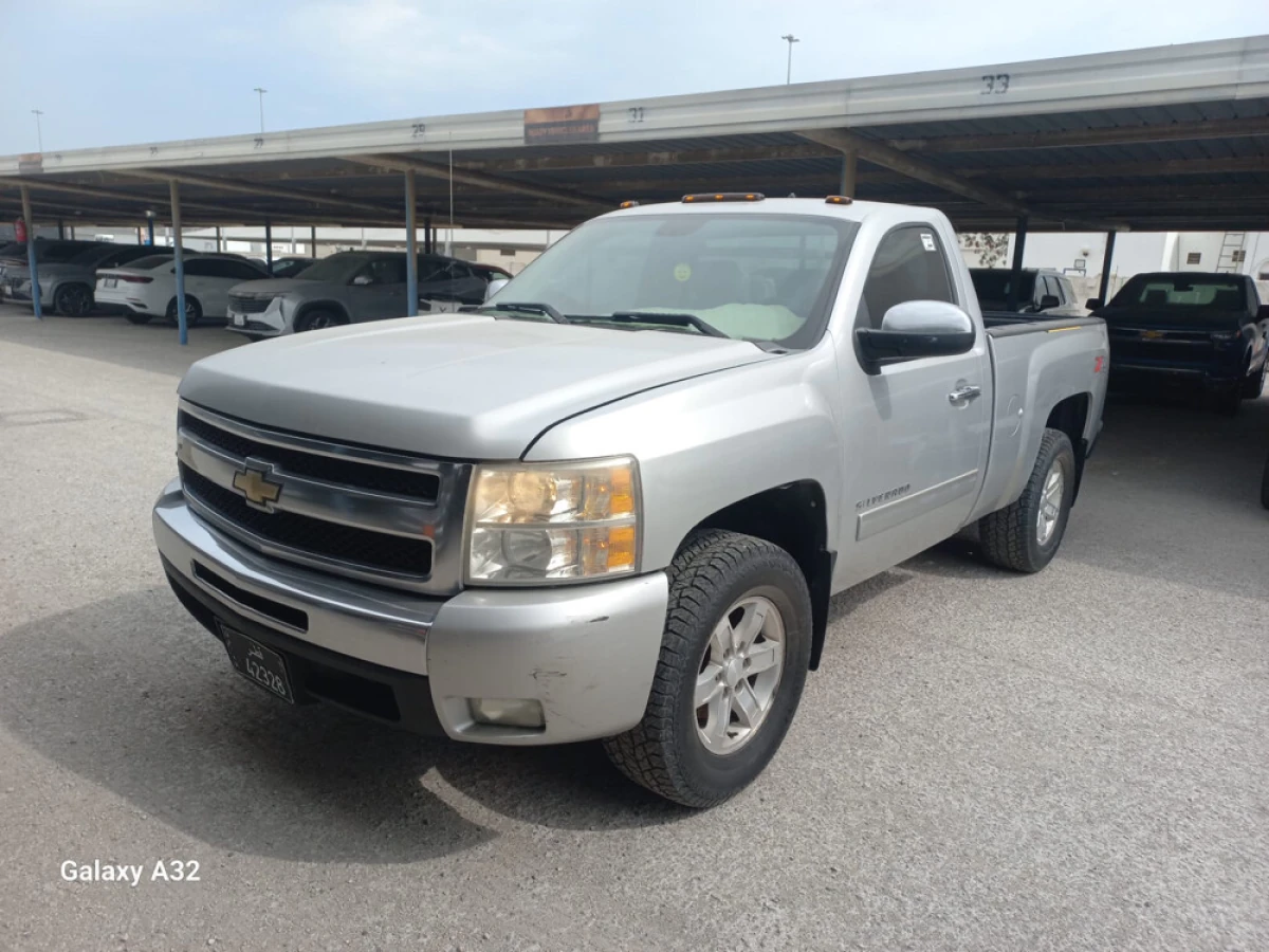 Chevrolet Silverado 3100 2011