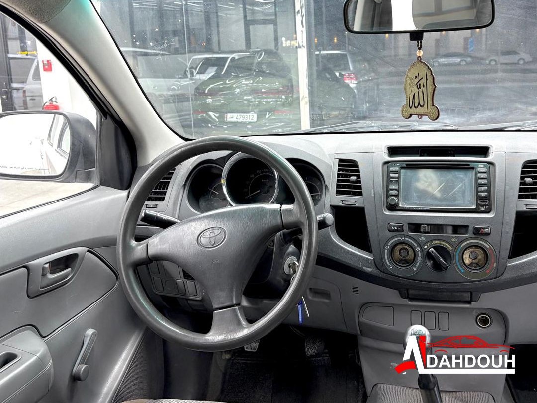 Toyota Hilux 2008 - Image 3