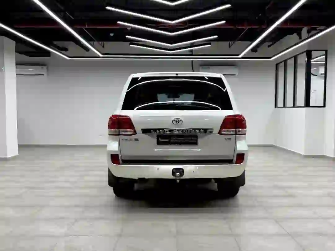 Toyota Land Cruiser VX.R 2010 - Image 4