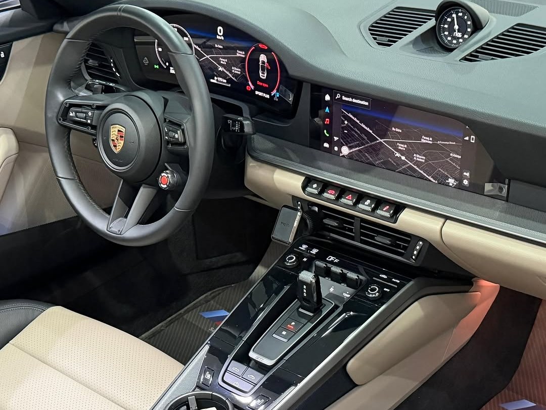 Porsche 911 CARRERA 2025 - Image 4