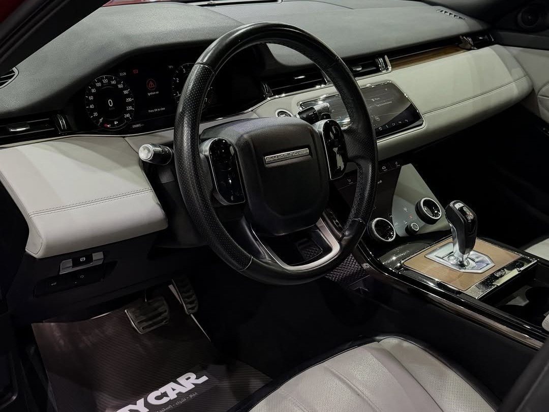 Land Rover Range Rover Evoque R-Dynamic SE 2020 - Image 4