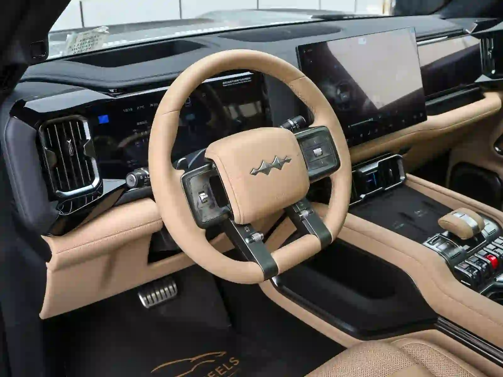 BYD  LEOPARD 8 2025 - Image 3