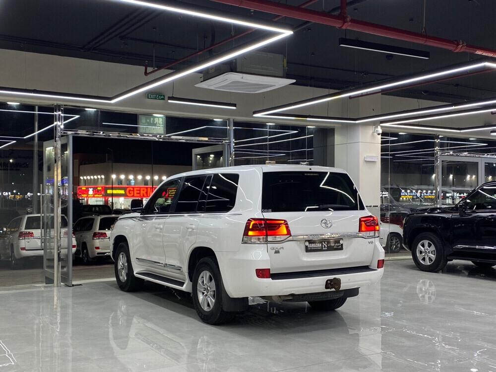 Toyota Land Cruiser GX.R 2019 - Image 4